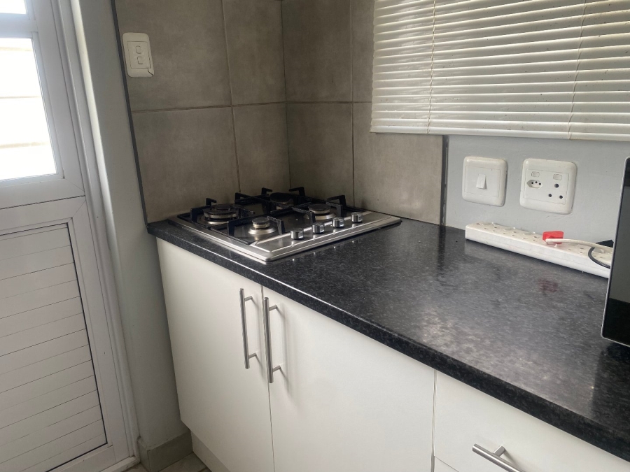 To Let 2 Bedroom Property for Rent in Amalinda Eastern Cape